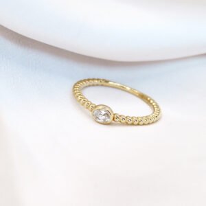 Anillo solitario mini oval