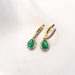 Arete colgante con esmeralda & diamantes