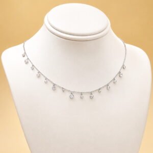 Gargantilla con diamante