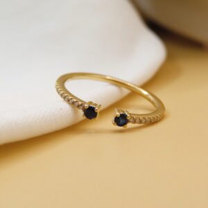 Anillo abierto con zafiro & diamante